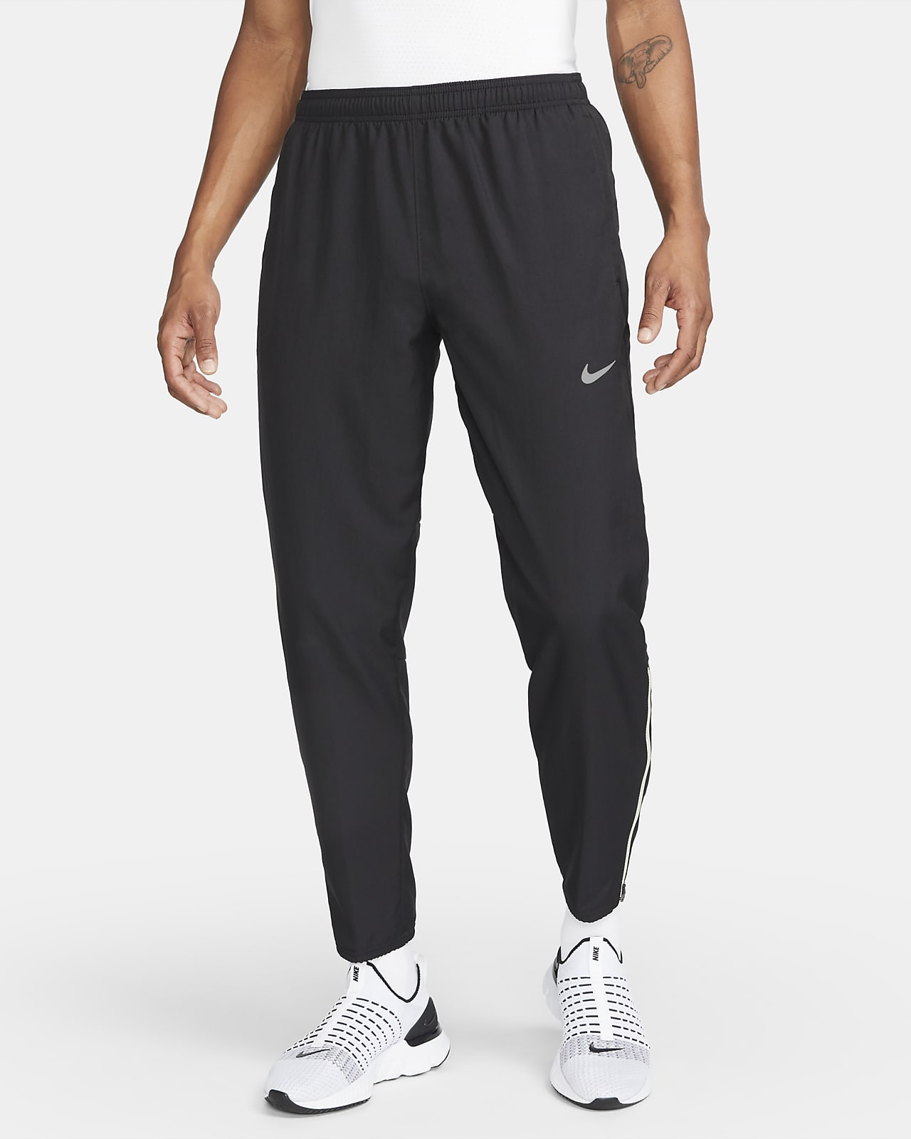 Nike Dri-FIT Challenger Men's Woven Running Trousers