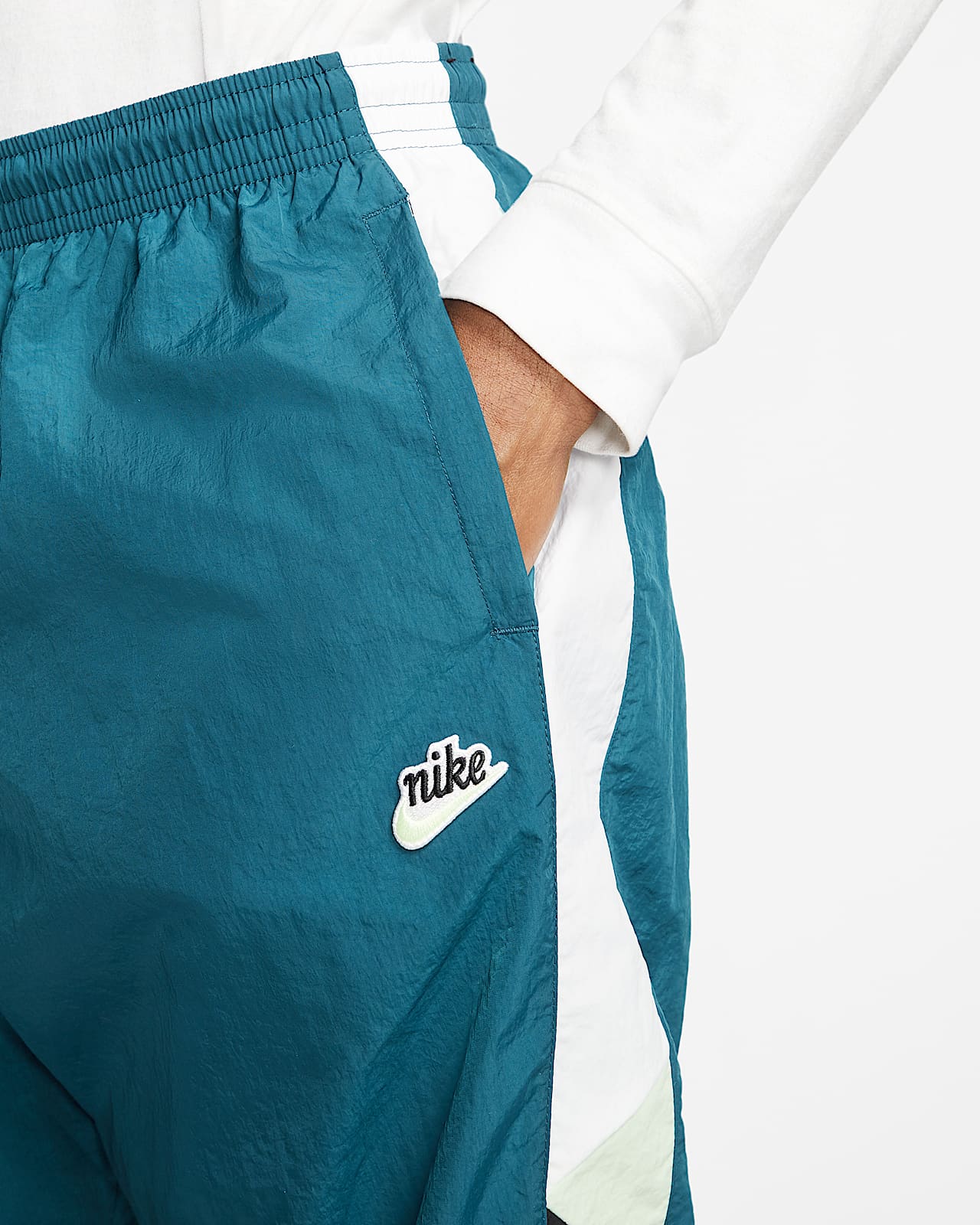 nike windrunner shorts