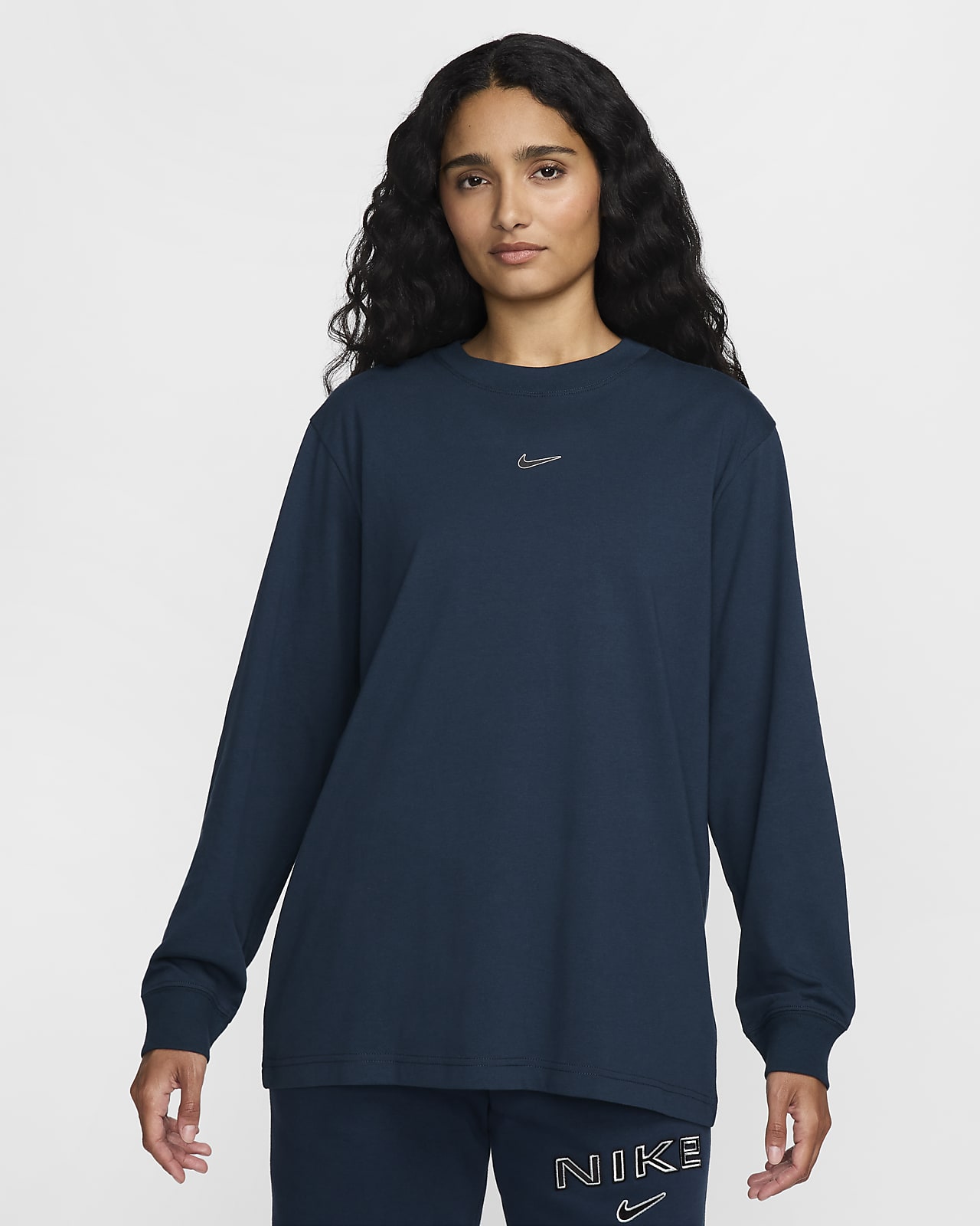 Nike Sportswear Women's Loose Long-Sleeve T-Shirt