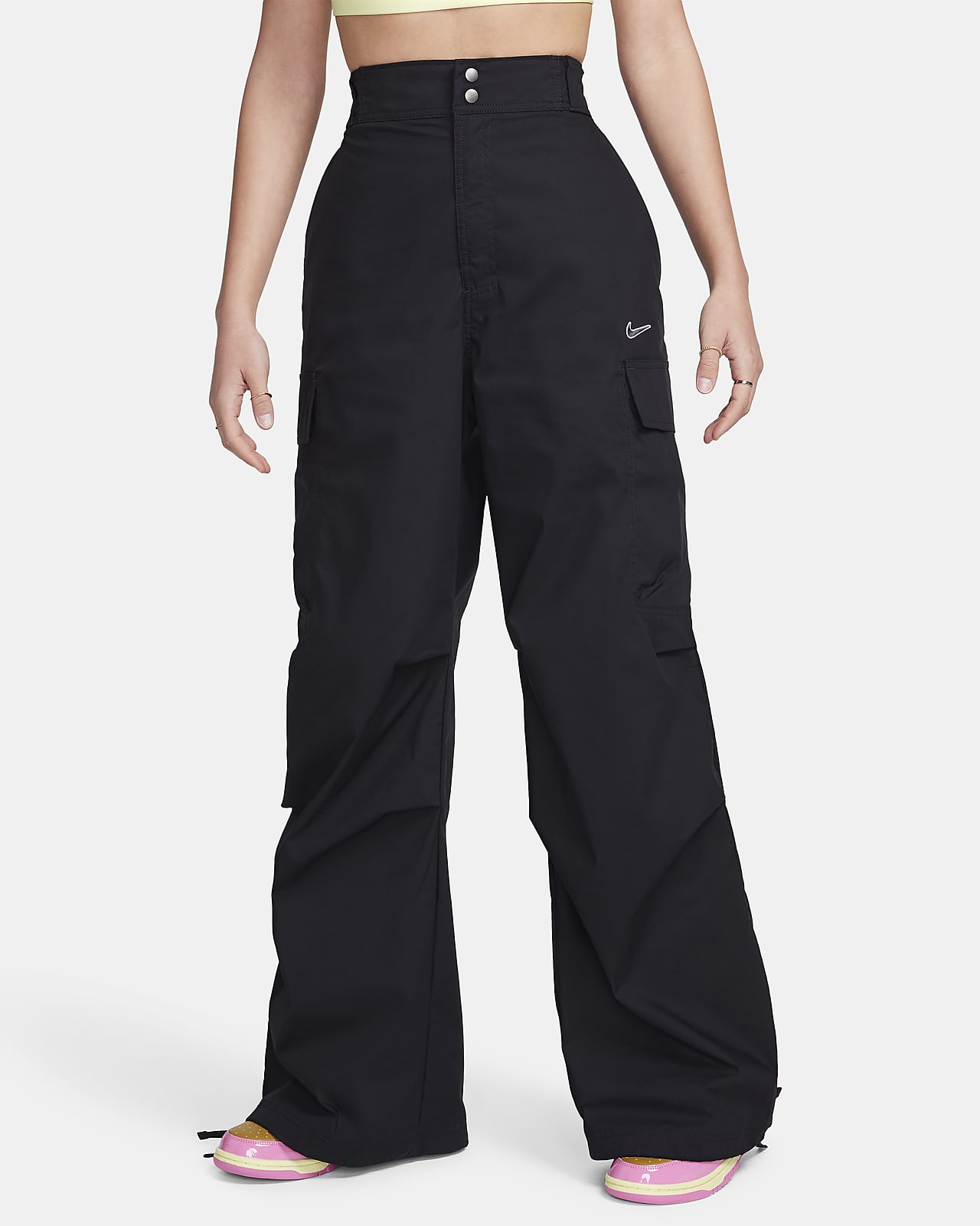 Γυναικείο ψηλόμεσο υφαντό παντελόνι cargo σε ριχτή γραμμή Nike Sportswear