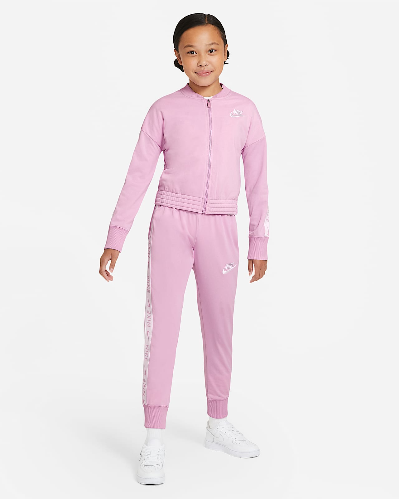 Nike Sportswear Trainingsanzug für ältere Kinder. Nike AT