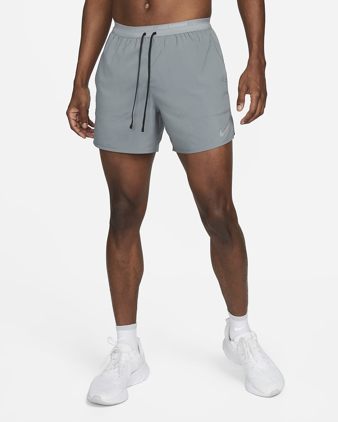 Nike Stride Dri-FIT-løbeshorts med indershorts (13 cm) til mænd