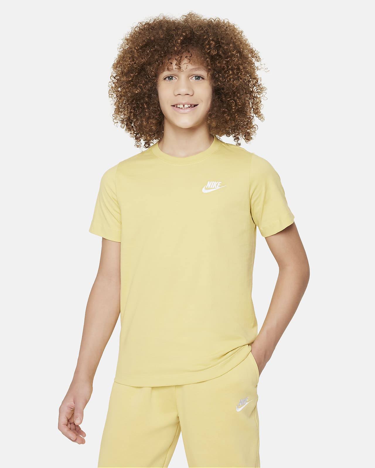 Playera para niños talla grande Nike Sportswear