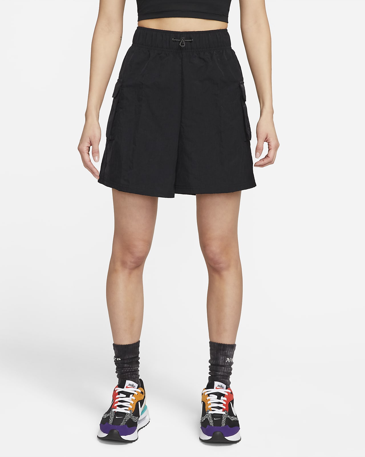 กางเกงขาสั้นเอวสูงแบบทอผู้หญิง Nike Sportswear Essential