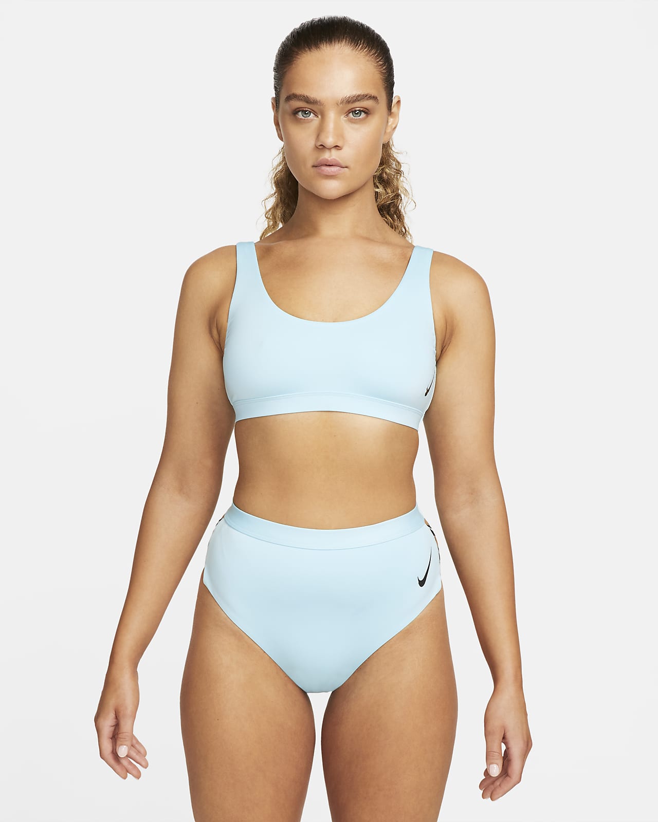 Parte de arriba de bikini con cuello en forma de U para mujer Nike Sneakerkini