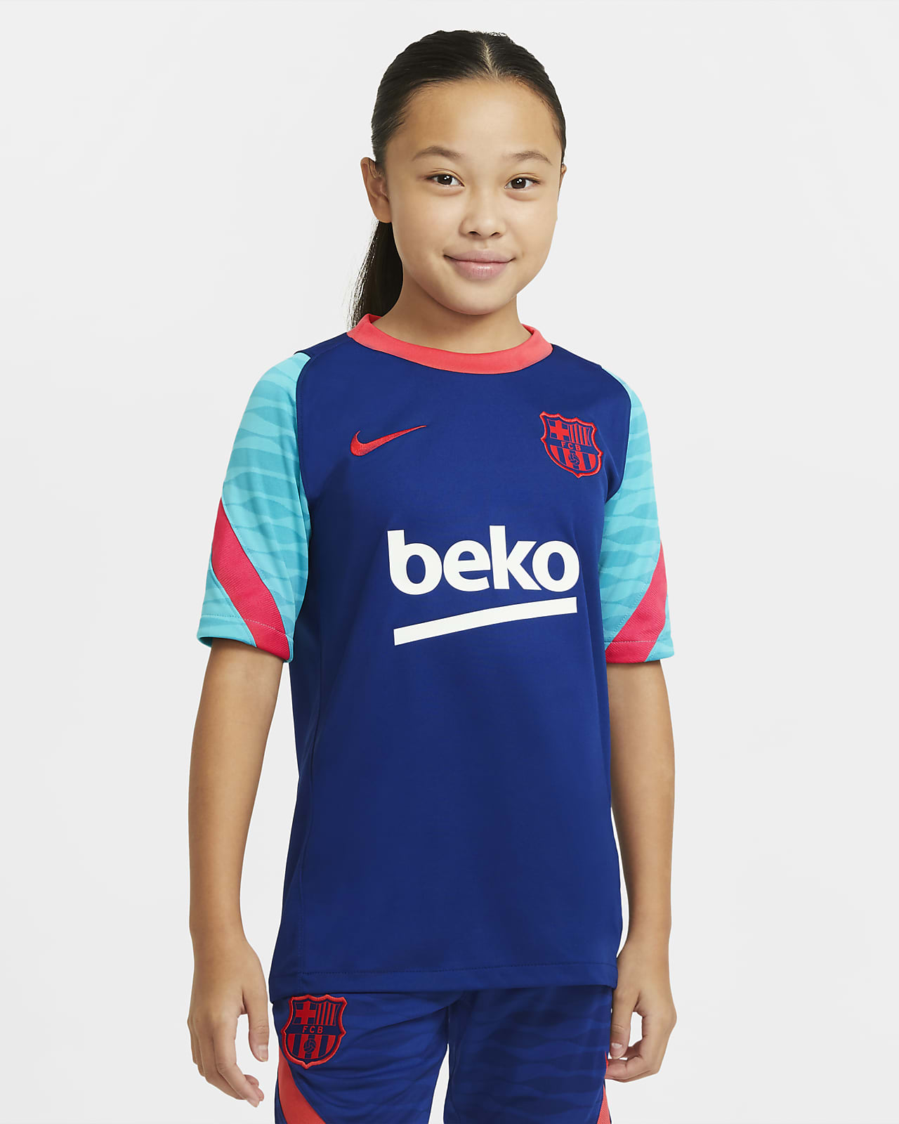 FC Barcelona Strike Older Kids' Short-Sleeve Football Top