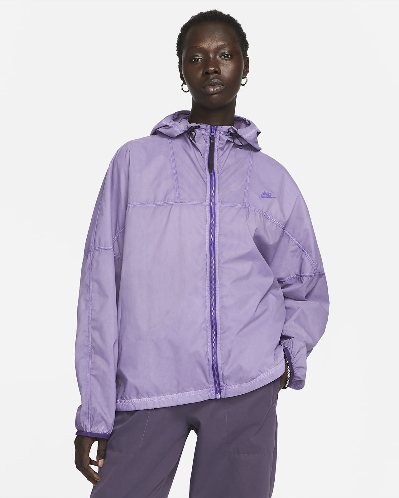 Nike Sportswear Repel Tech Pack Women's Packable Oversized Jacket. Nike BE