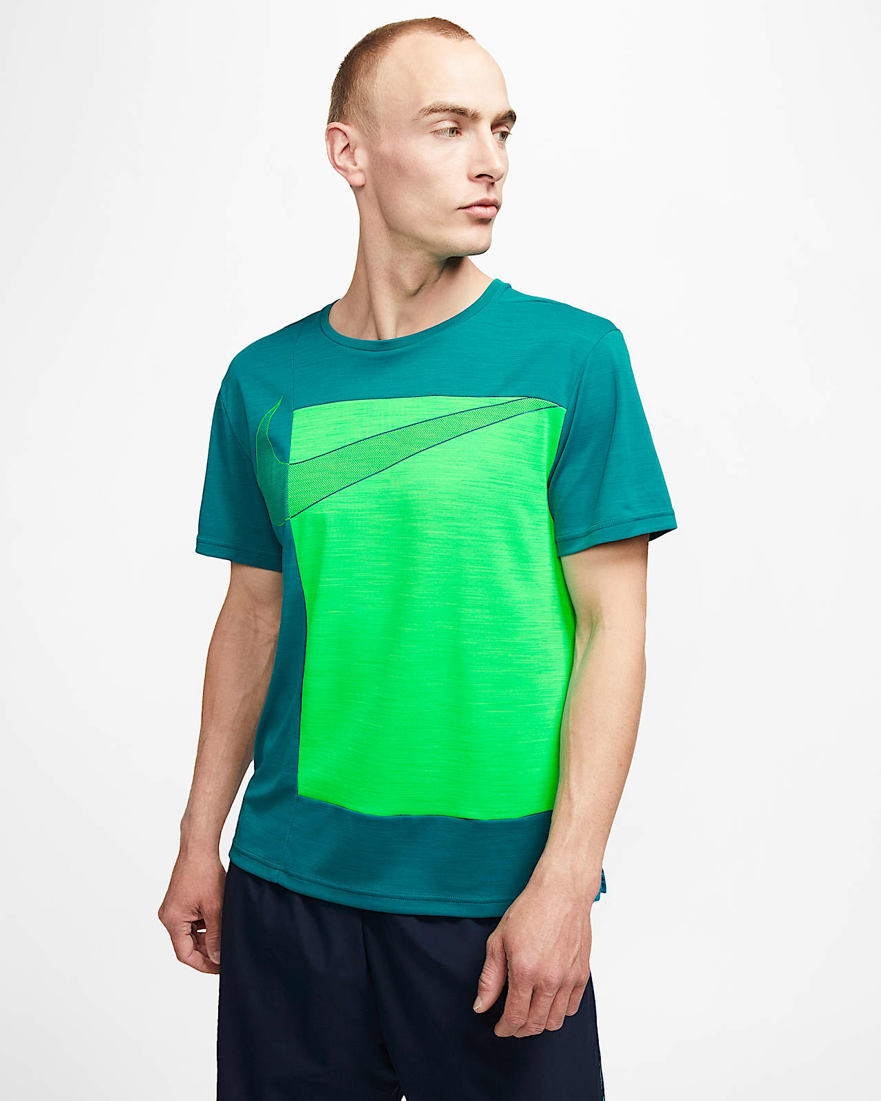 nike shirts and shorts
