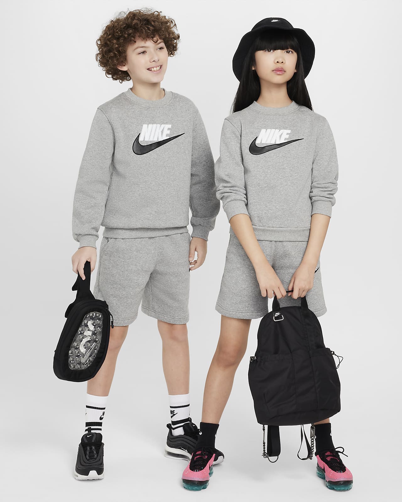 Nike Sportswear Club Fleece Older Kids' Tracksuit Shorts Set. Nike IE