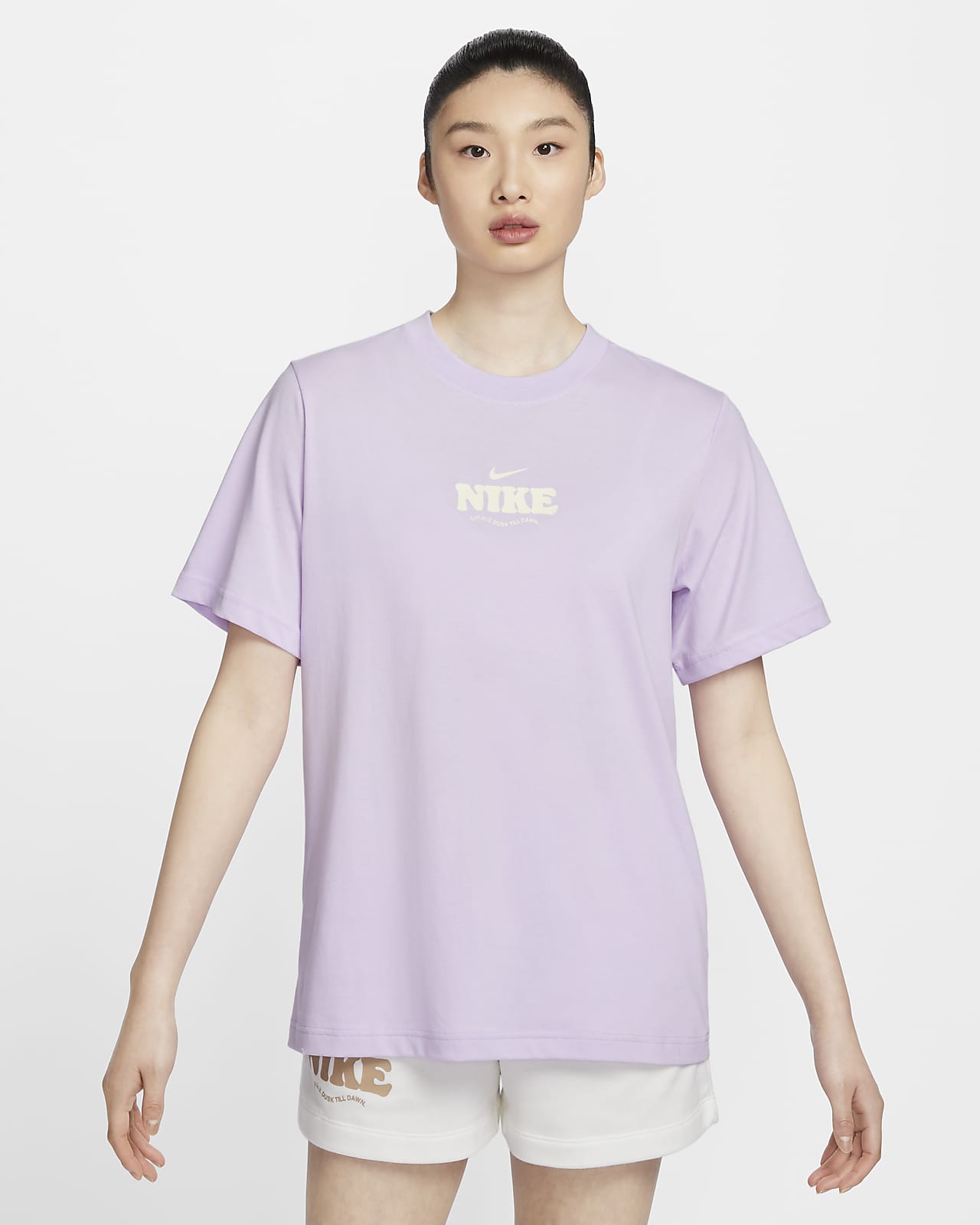 Nike Sportswear Essential 女款 T 恤