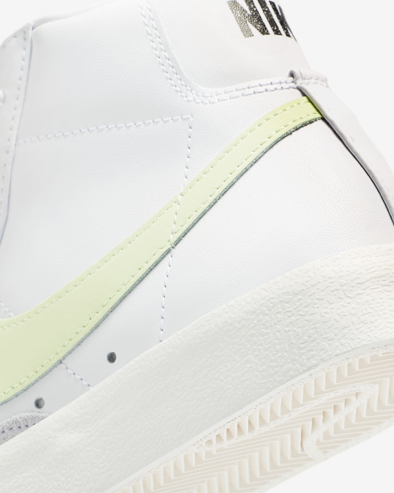 Nike Blazer Mid '77 Vintage Women's Shoe