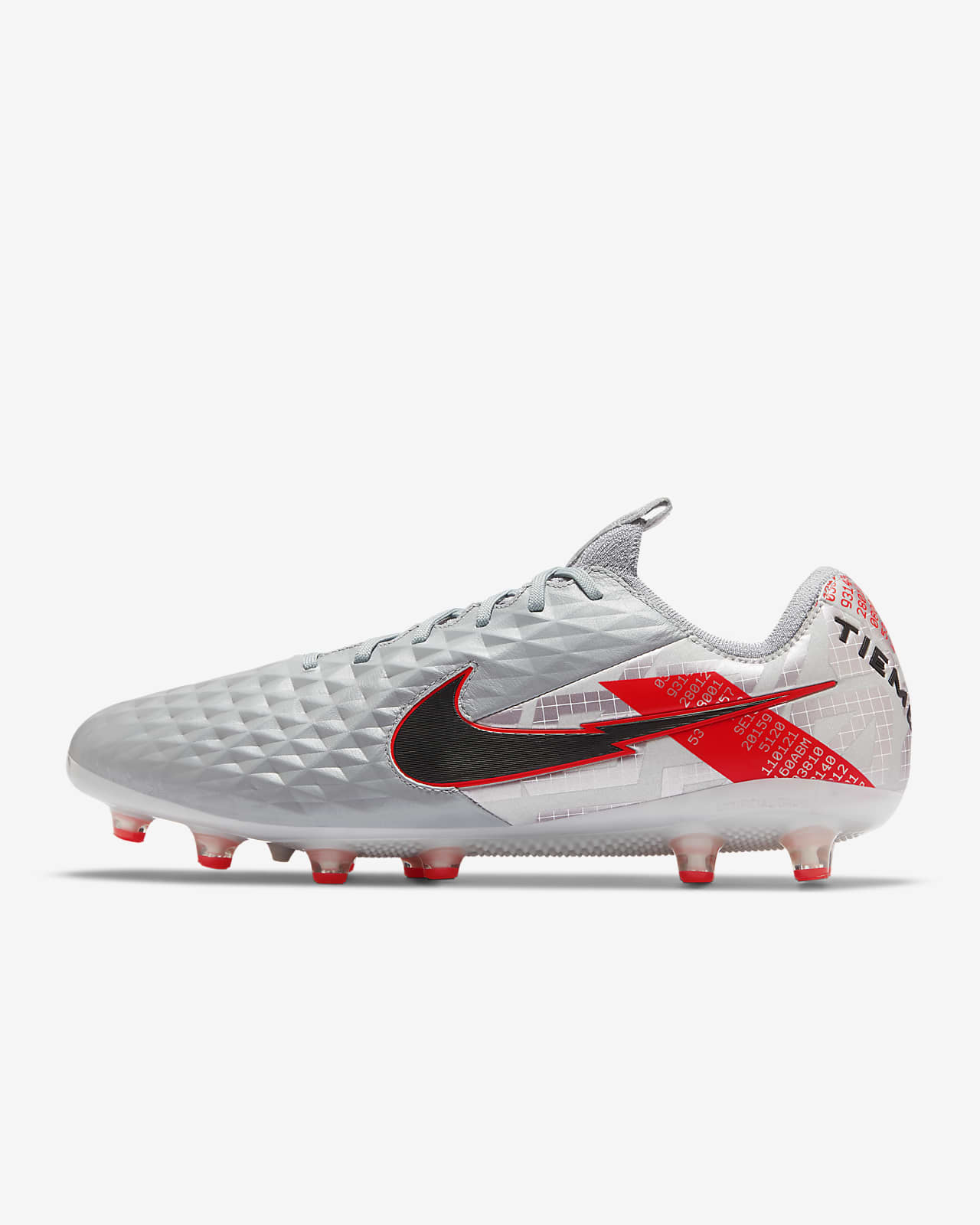 Nike Tiempo Legend 8 Club IC AT6110 606 White Laser. 1A