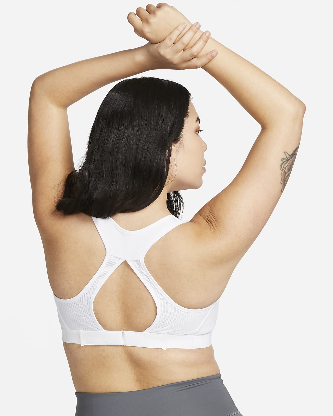 Bra deportivo ajustable sin almohadilla de alta sujeción para mujer Nike Swoosh