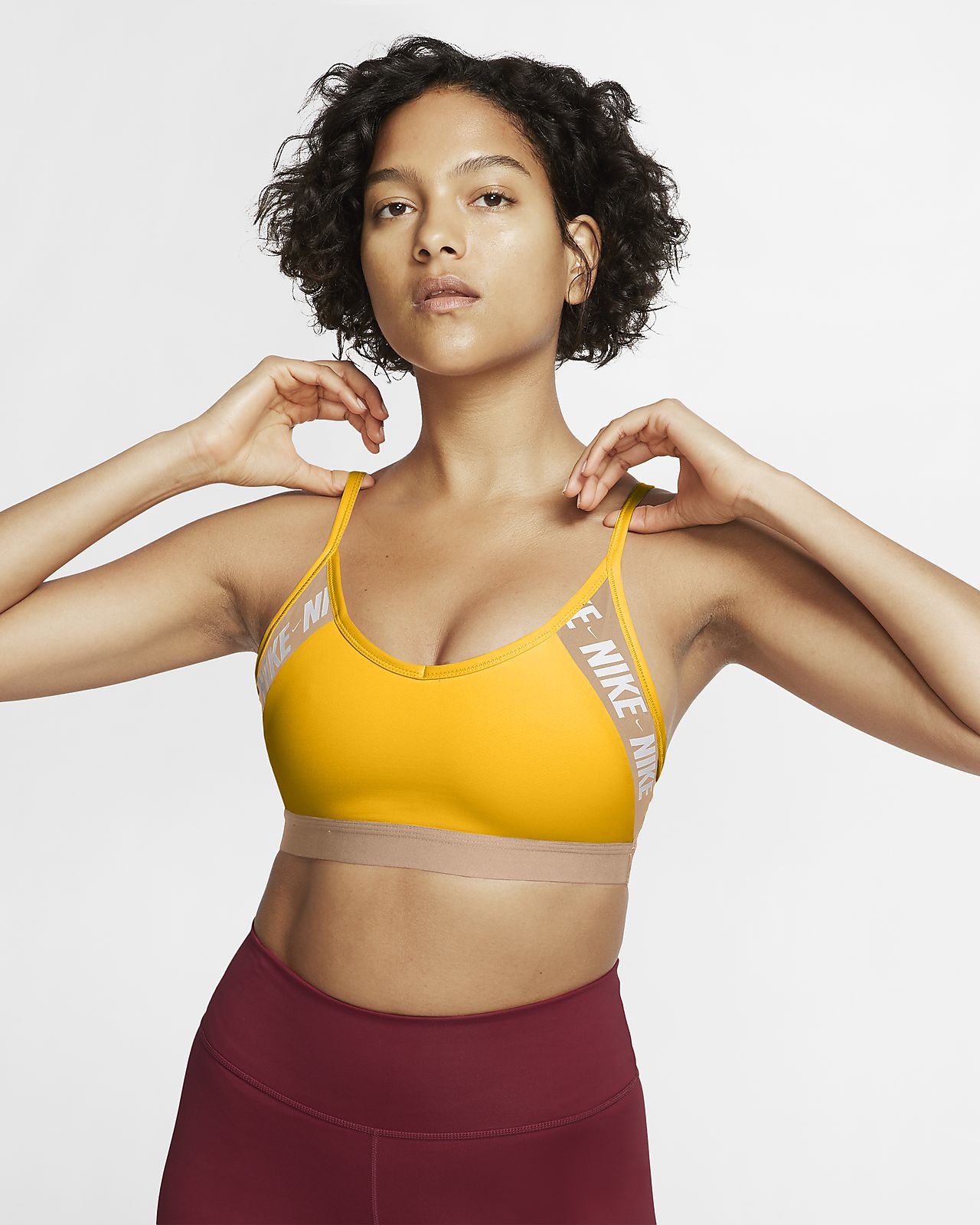 women's light support sports bra nike indy logo