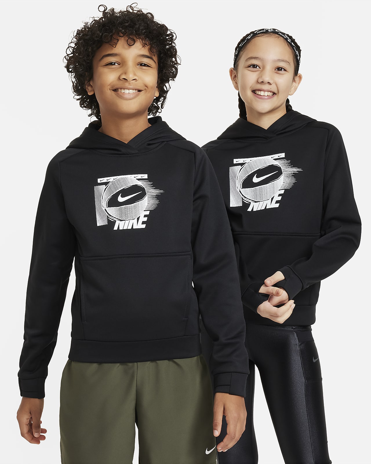 Nike Multi+ Older Kids' Therma-FIT Training Hoodie. Nike SK