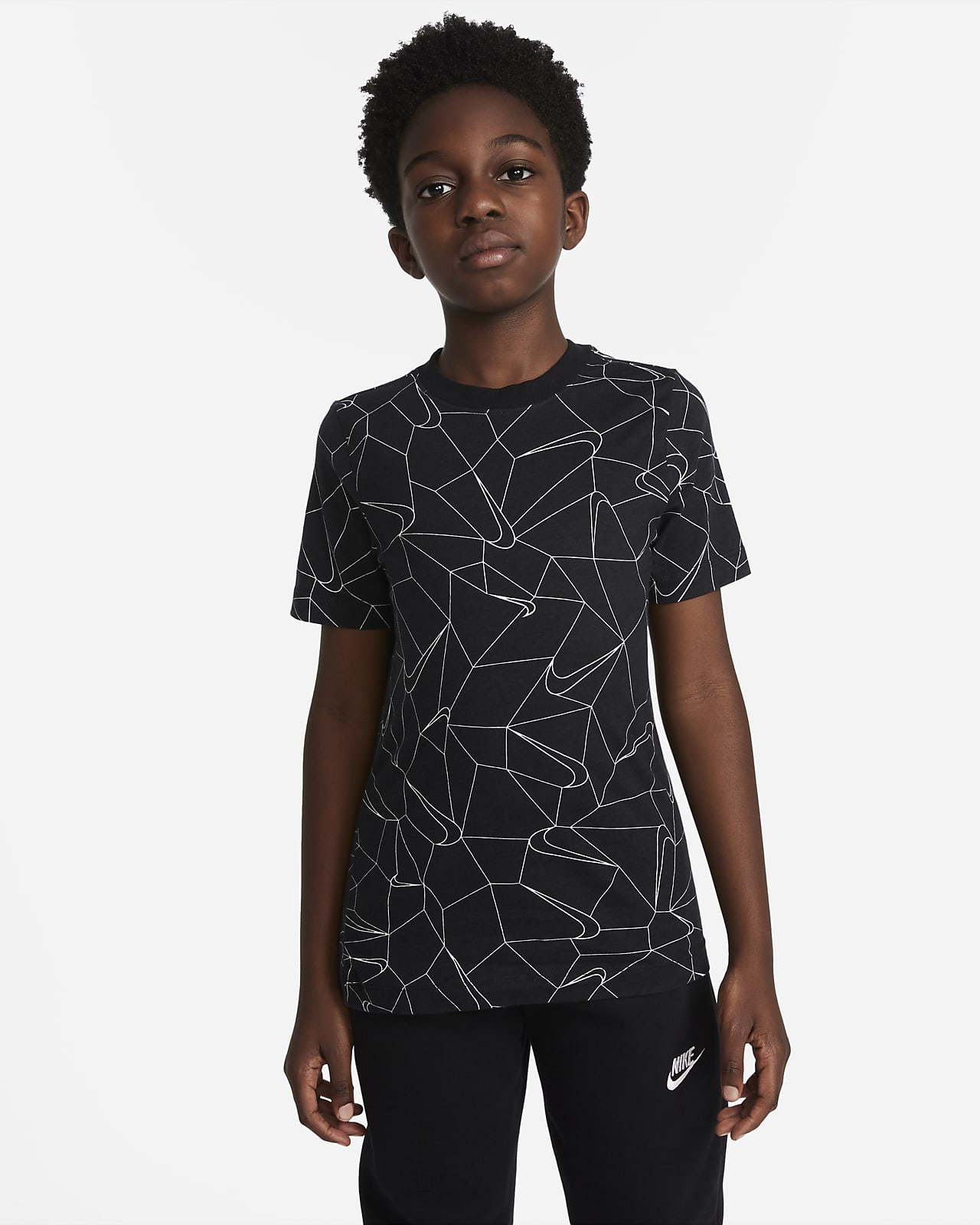 Nike Sportswear Older Kids' (Boys') Winterized T-Shirt