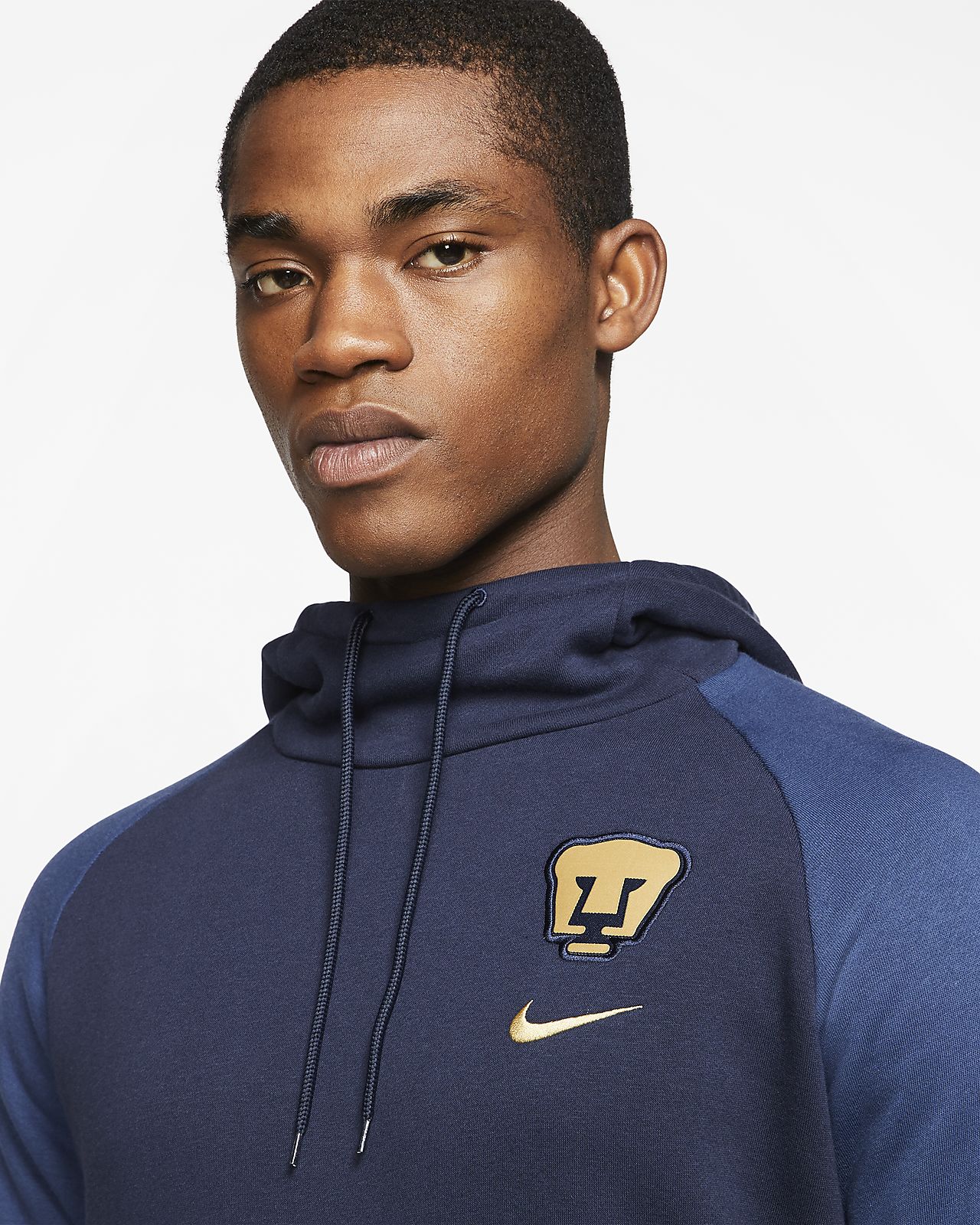 pumas unam sweater