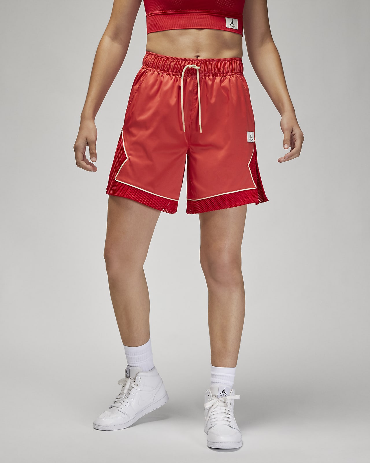 Jordan Essentials Women's Diamond Shorts. Nike GB