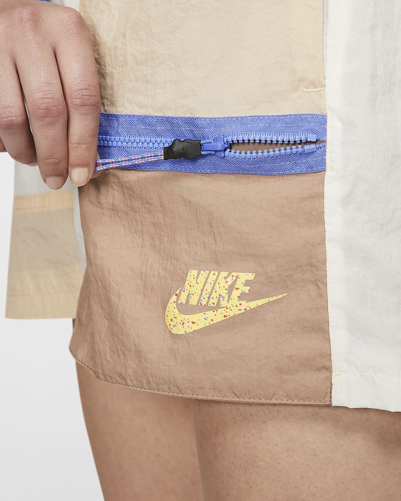 nike sportswear icon clash short