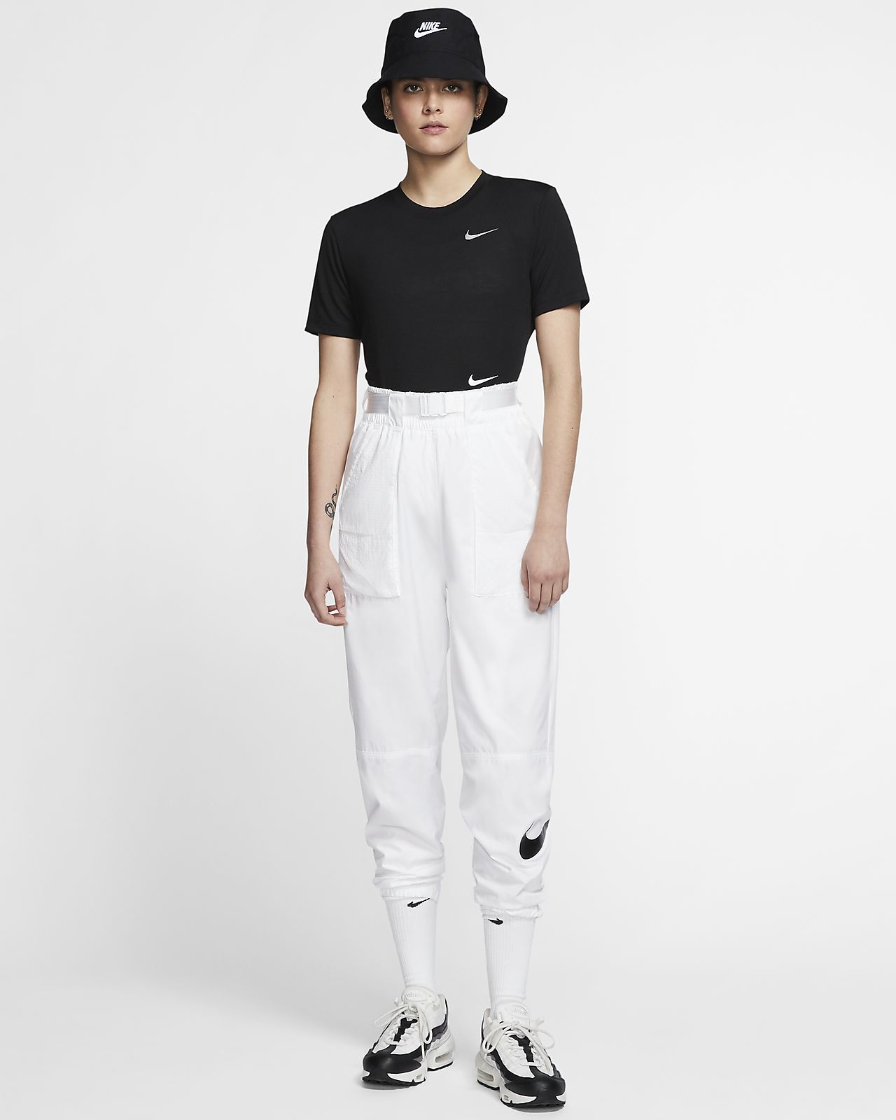 nike sportswear slim fit crop top