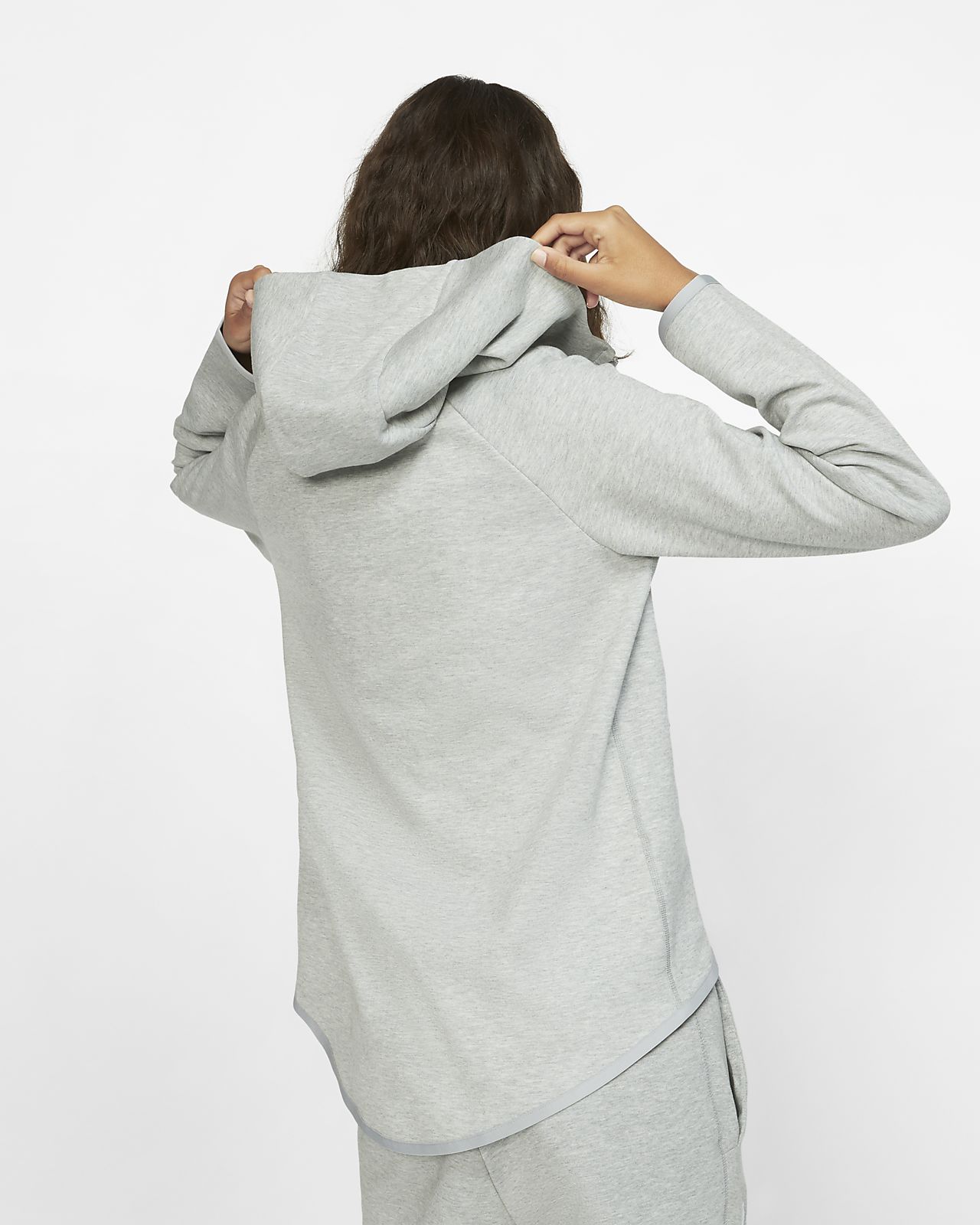 t shirt nike tech fleece