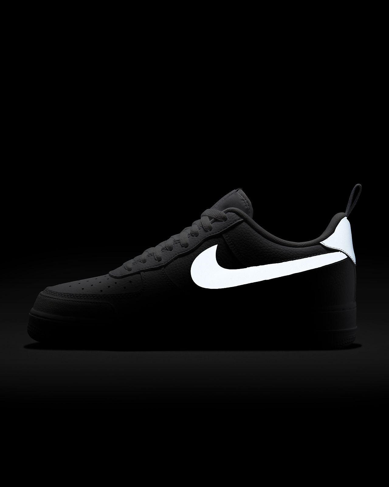 nike air force 1 utility reflective