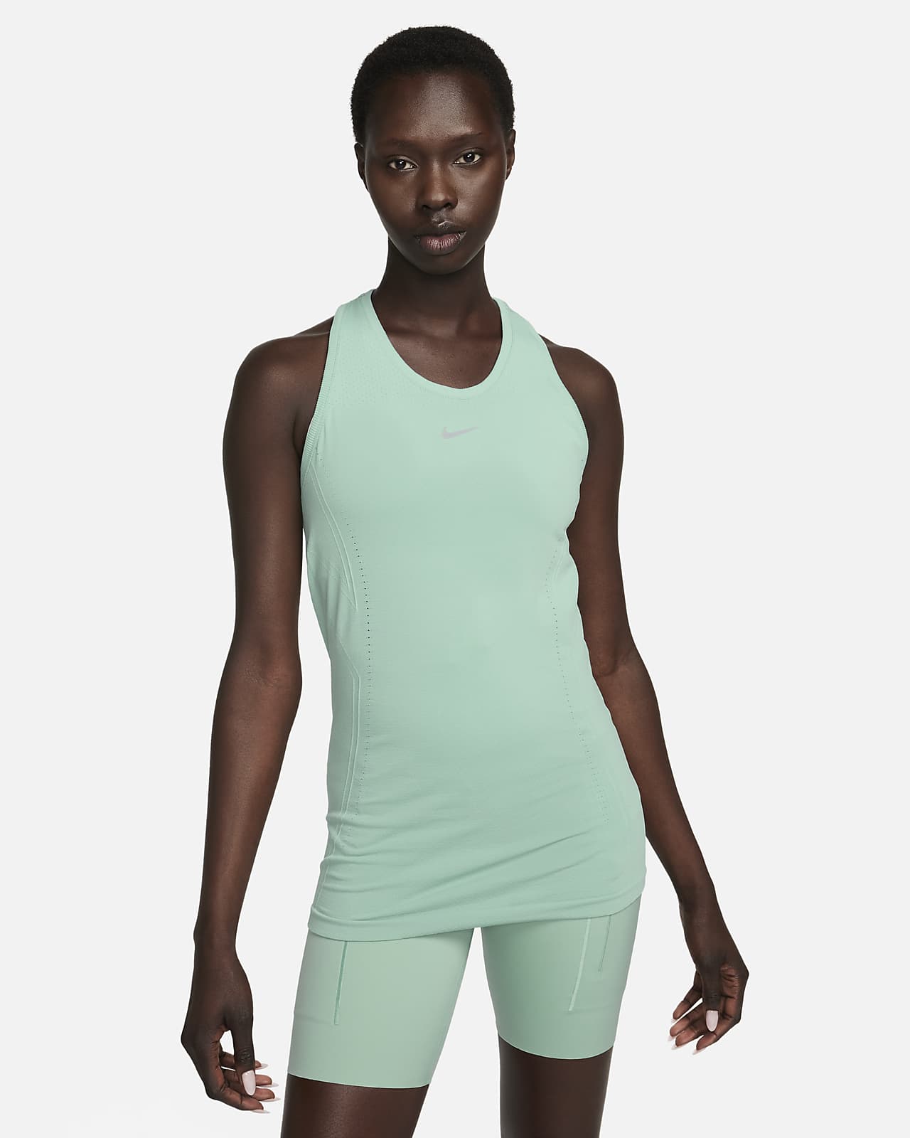 Nike Dri-FIT ADV Aura Women's Slim-Fit Tank