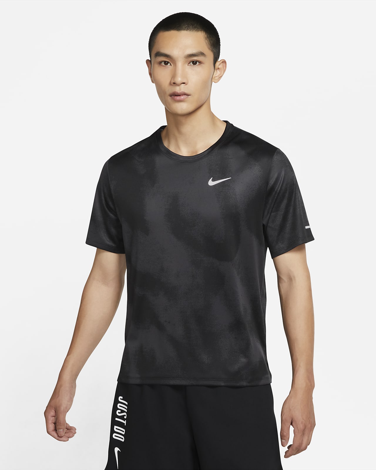 Nike Dri-FIT Miler Wild Run Men's Short-Sleeve Printed Running Top
