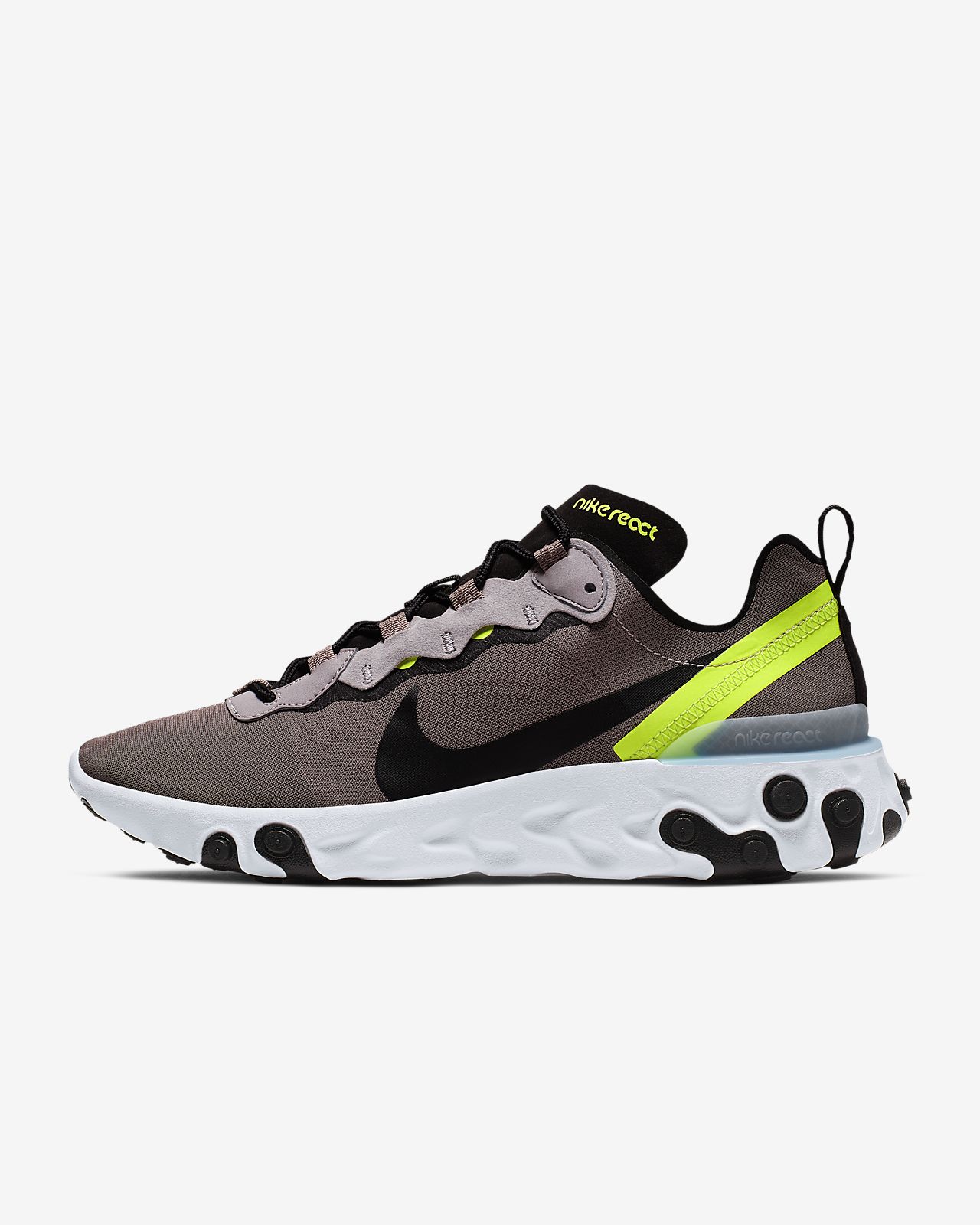 nike react element 87 wide feet