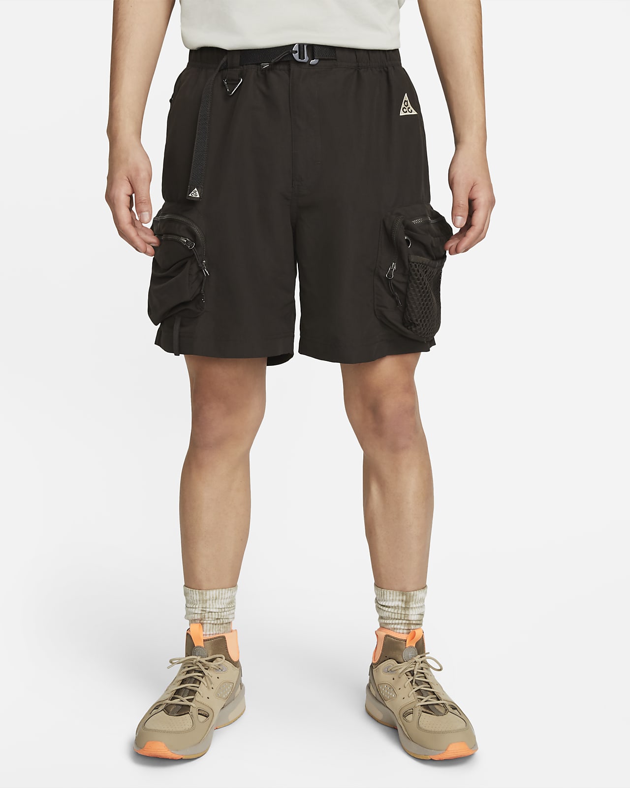 Nike ACG "Snowgrass" 男款工裝短褲