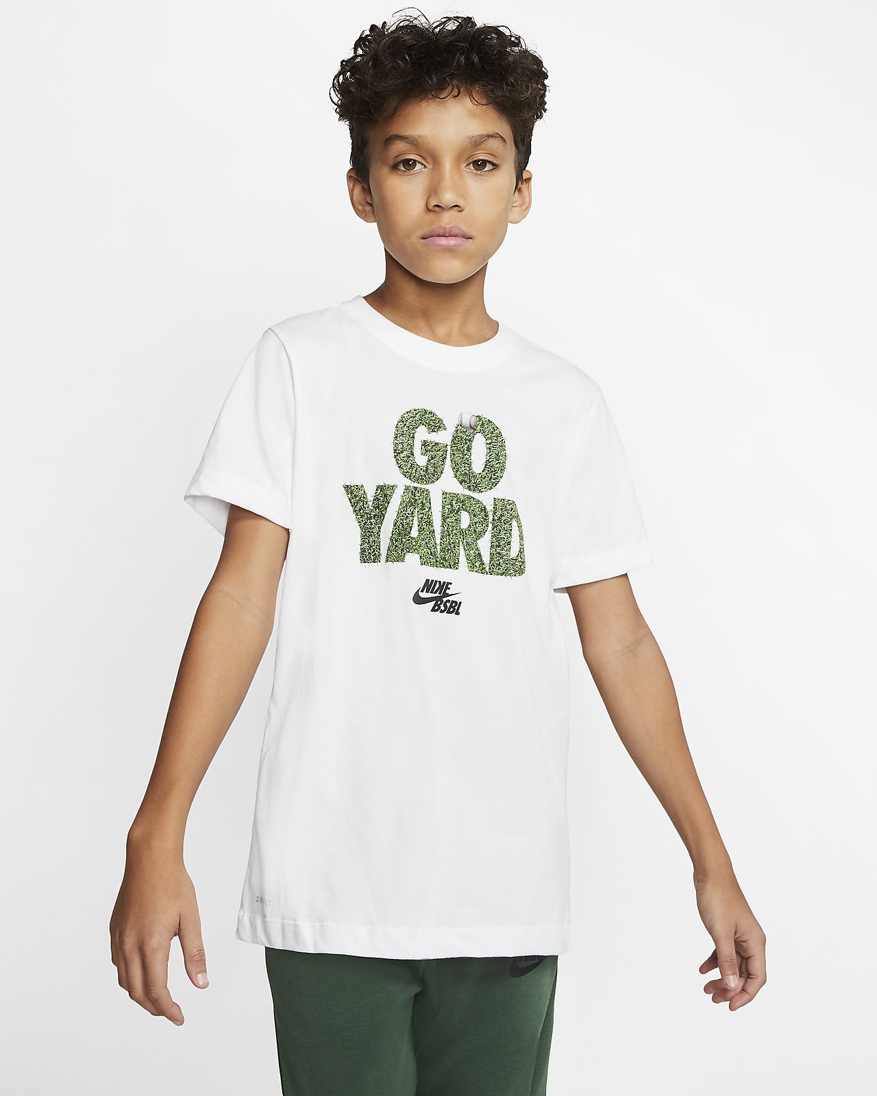 boys green nike shirt