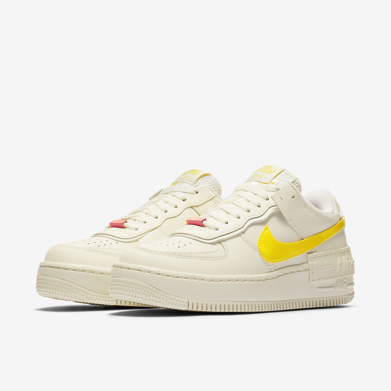 nike air force 1 suede jaune