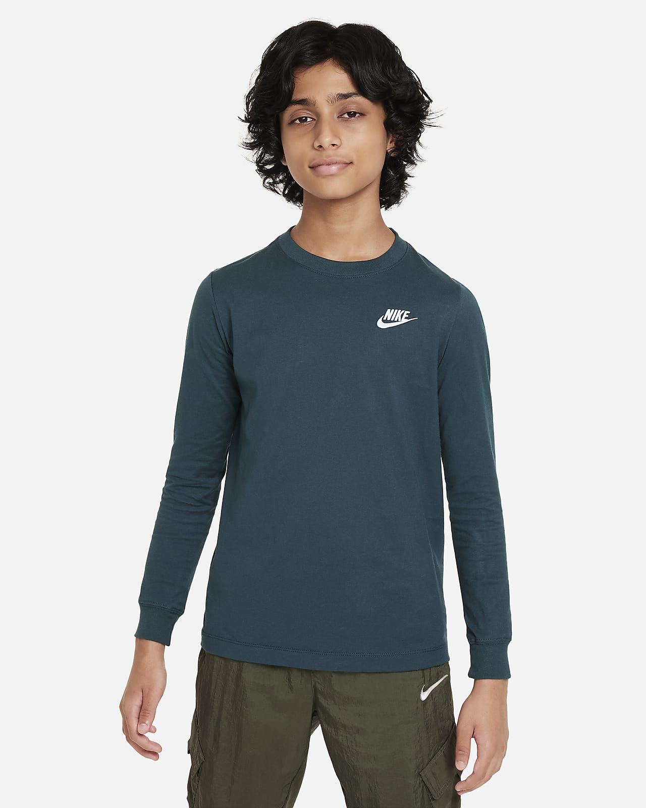 Nike Sportswear Big Kids' (Boys') Long-Sleeve T-Shirt