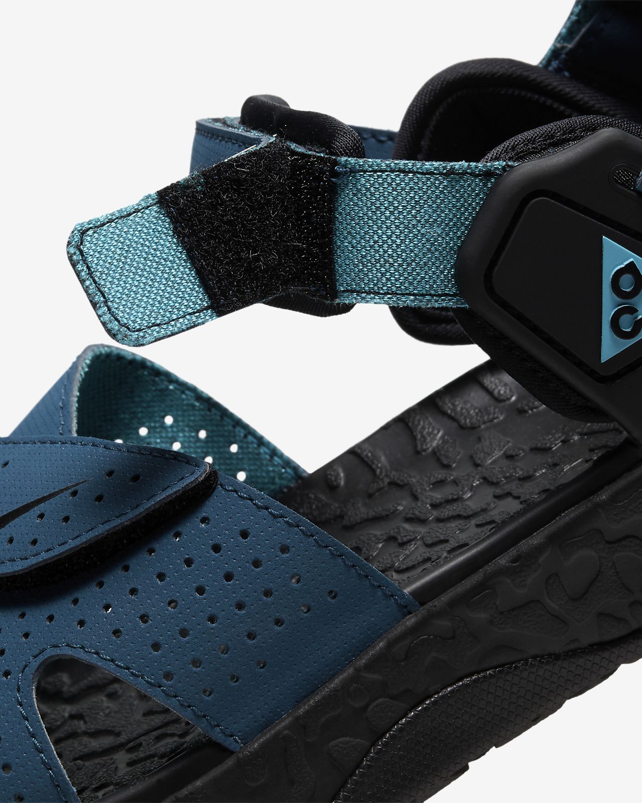 nike acg sandals india