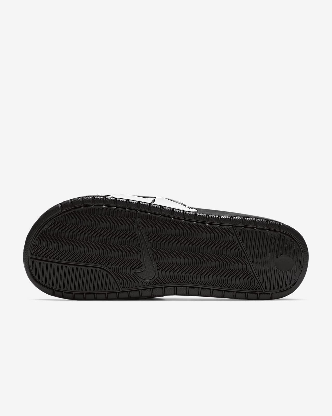 nike benassi mit tasche