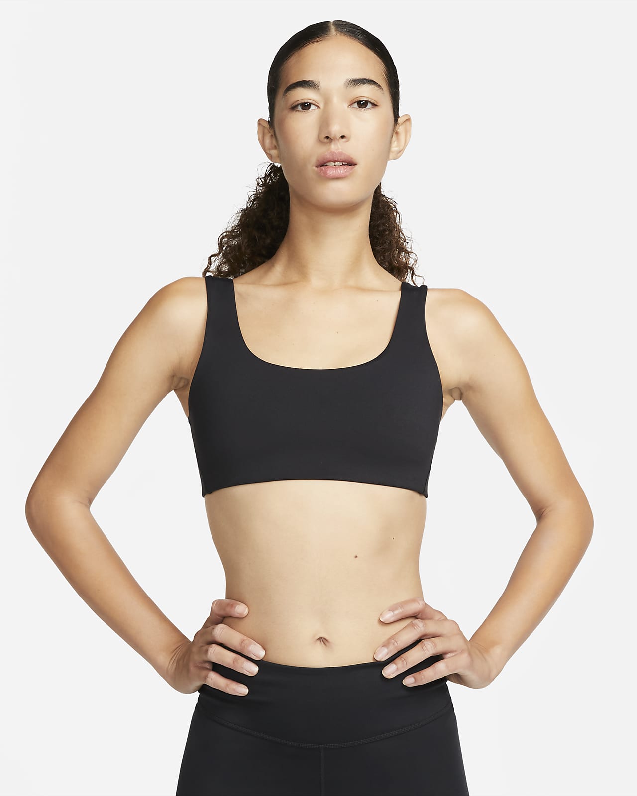 Nike Alate All U Licht gevoerde sport-bh met U-vormige hals en lichte ondersteuning