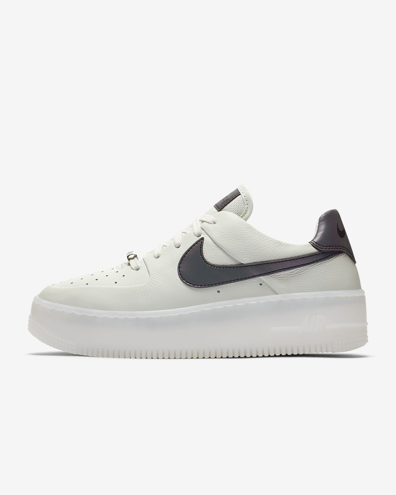 Calzado para mujer Nike Air Force 1 Sage Low LX Calzado para mujer Nike Air Force 1 Sage Low LX