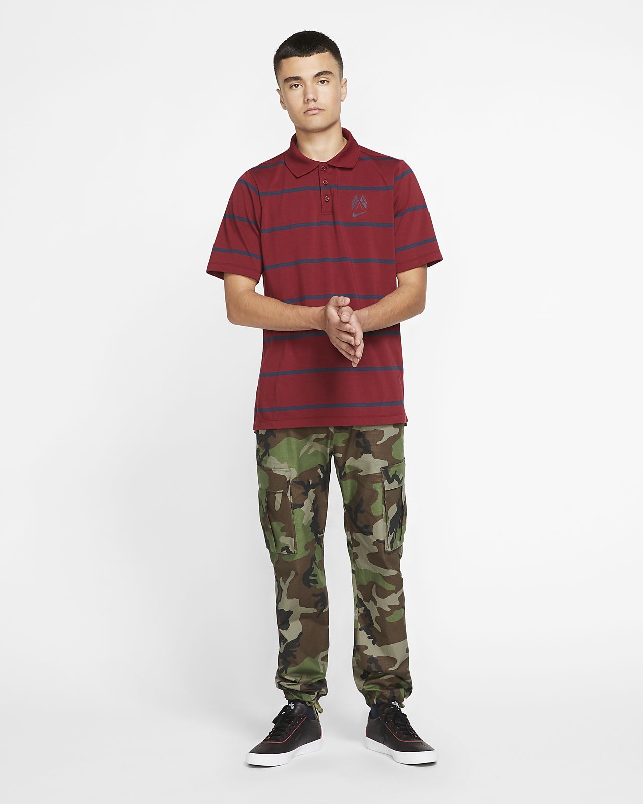 nike camouflage trousers