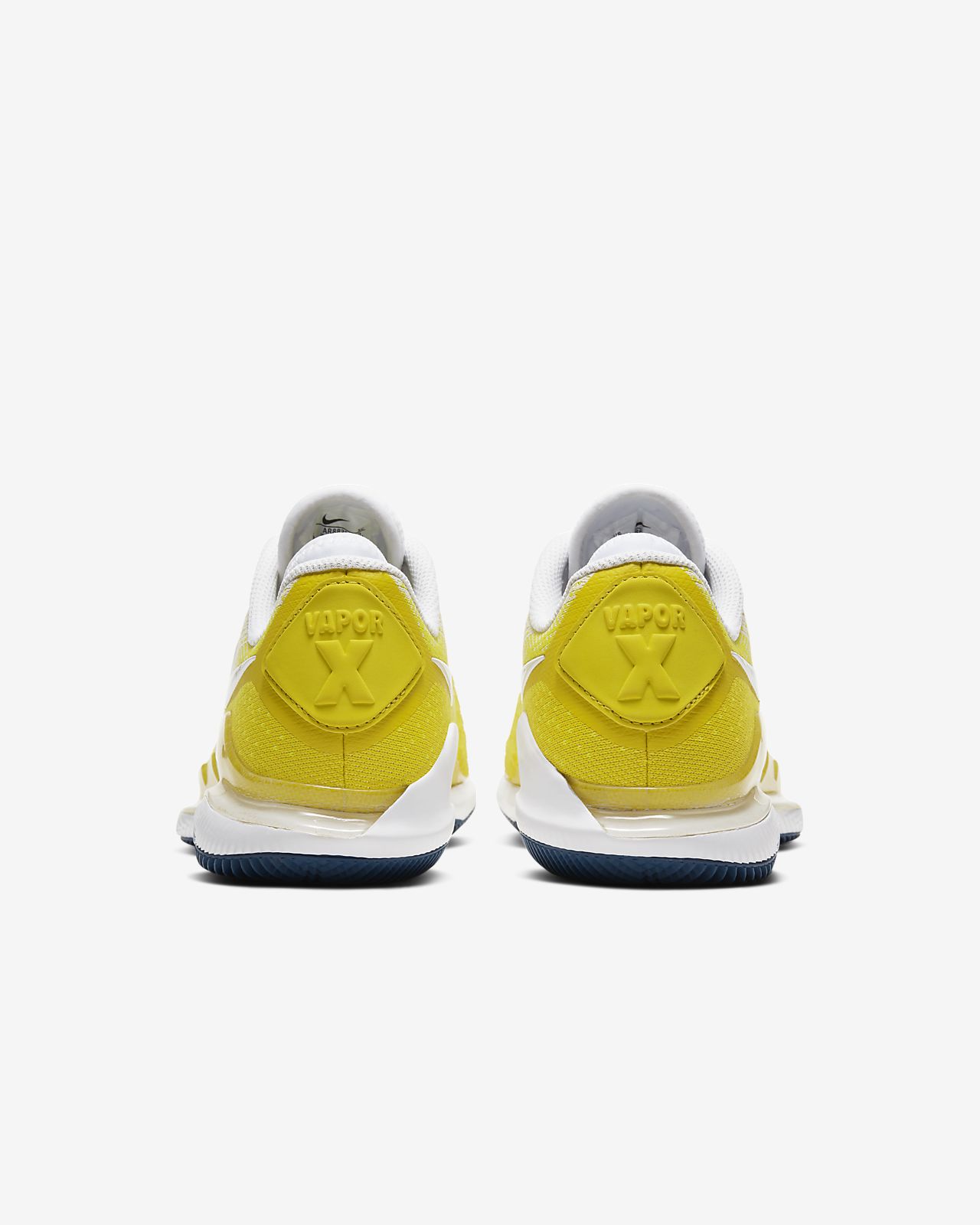 nike court tennis shoes