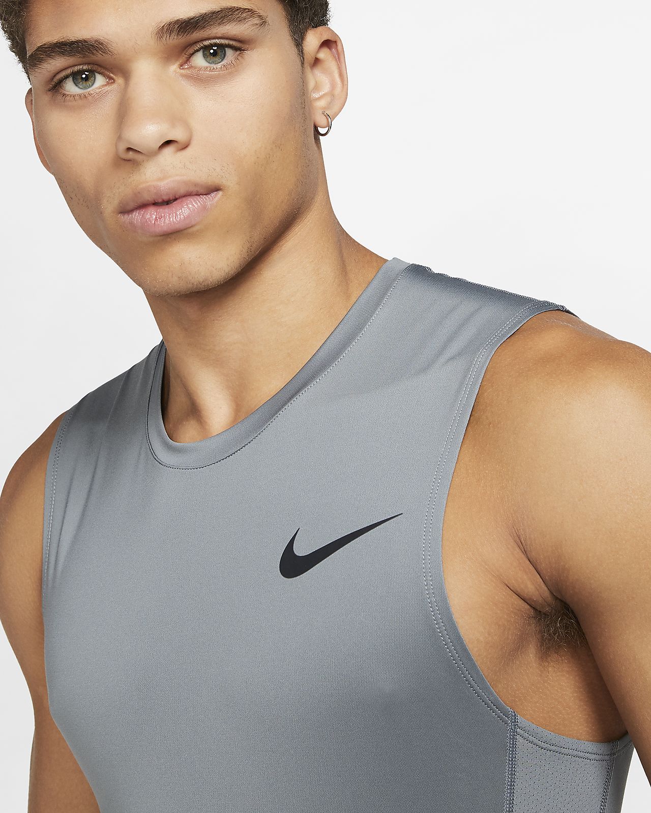nike pro sleeveless shirt