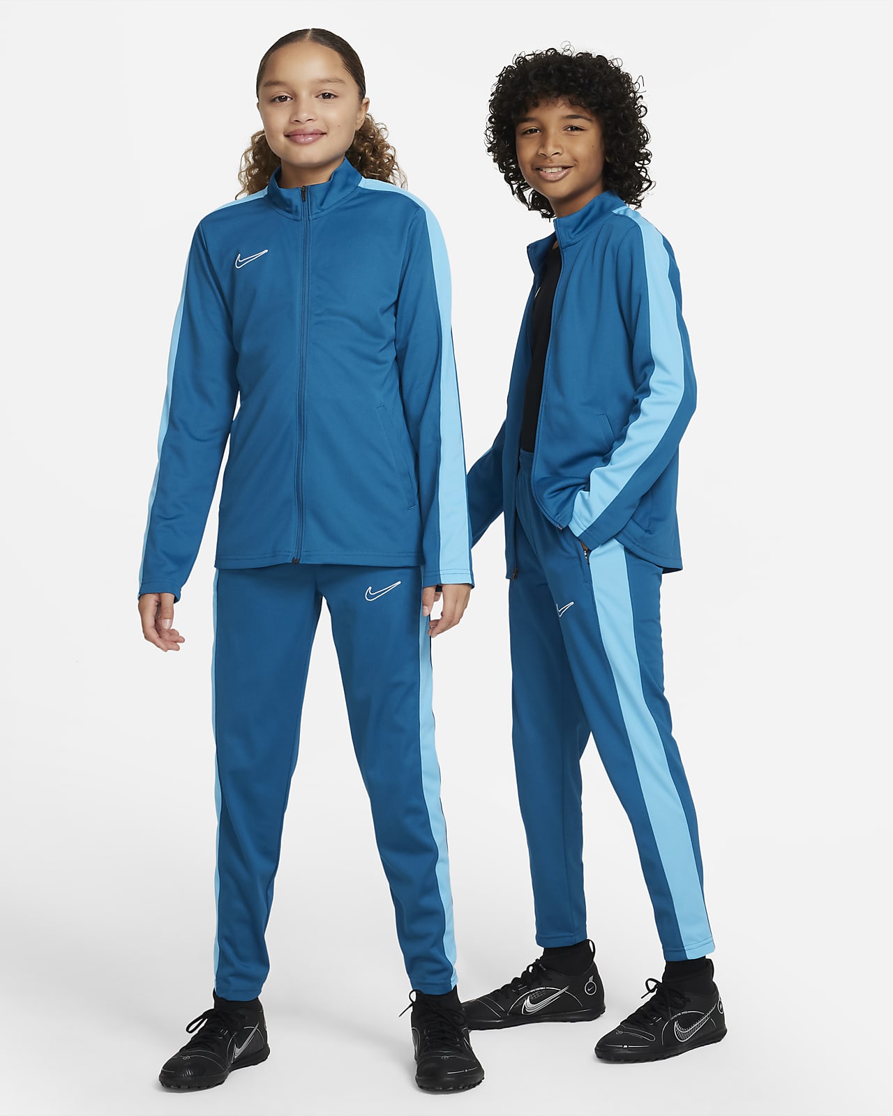 Nike Dri-FIT Academy23 Kids' Football Tracksuit. Nike AE