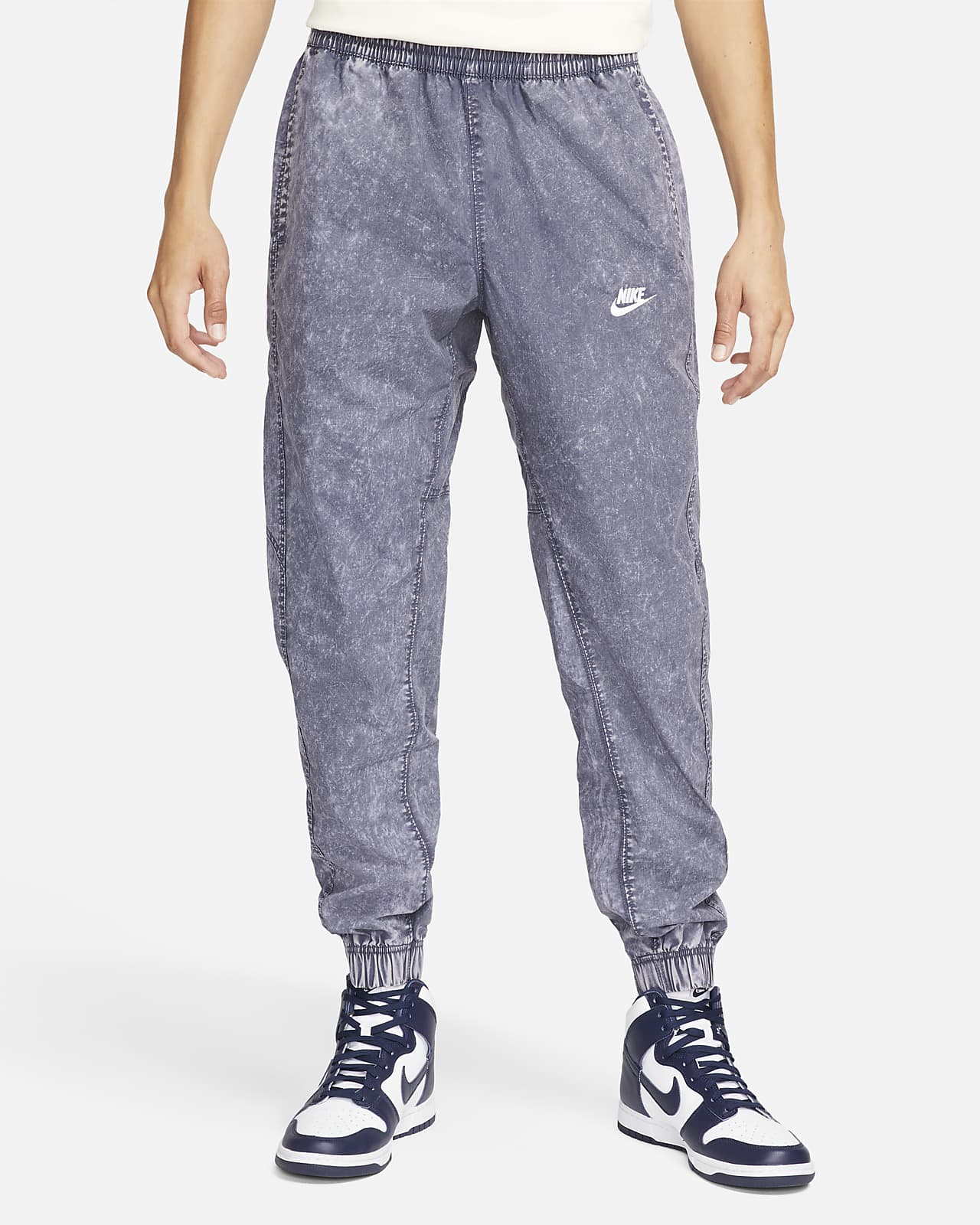Nike Club+ Men's Unlined Woven Joggers. Nike IE