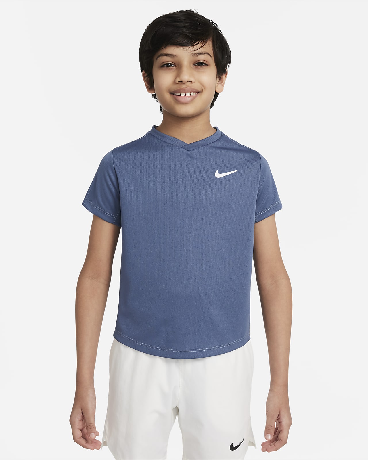 NikeCourt Dri-FIT Victory rövid ujjú teniszfelső nagyobb gyerekeknek (fiúk)