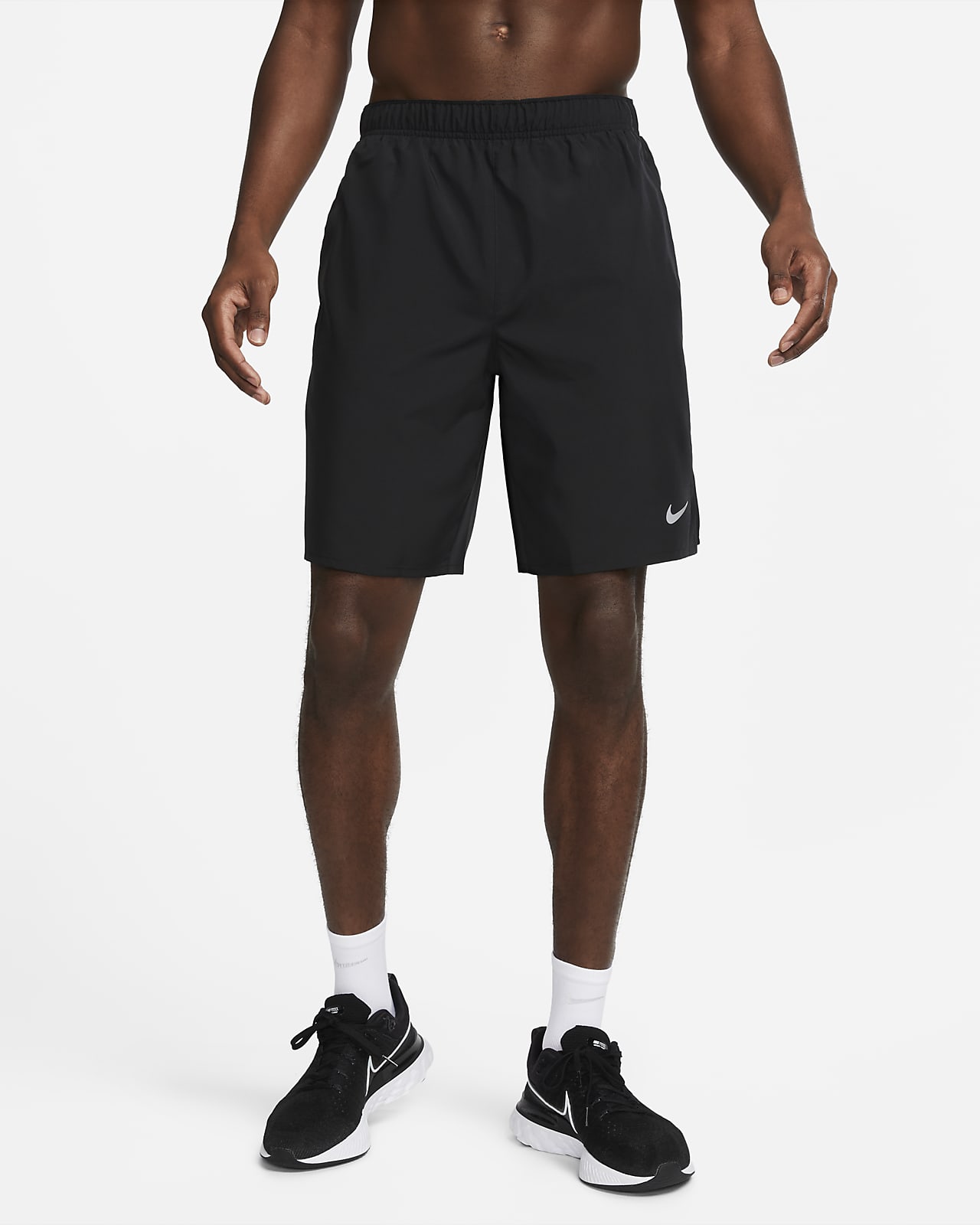 Ofodrade mångsidiga shorts Nike Challenger Dri-FIT 23 cm för män