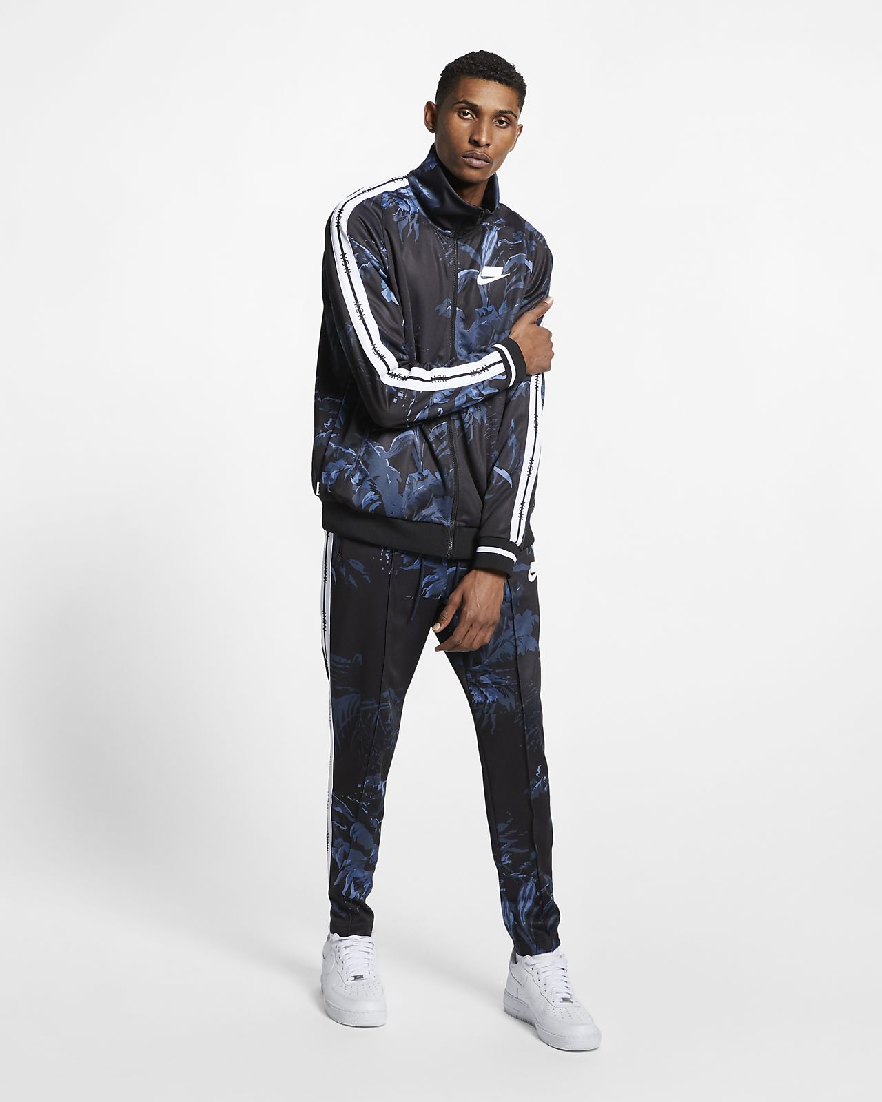 nike ar1611