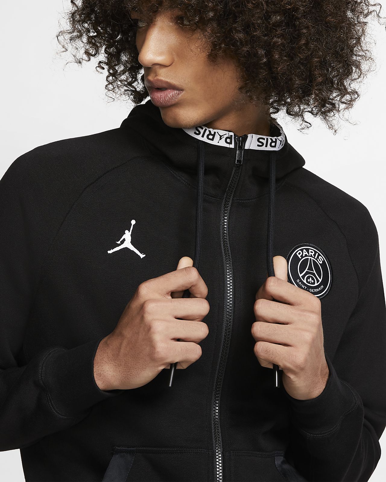 Nike Felpa Cappuccio Paris Saint Germain Black Cat Uomo Black Nike Felpa Cappuccio Paris Saint Germain Black Cat Uomo Black