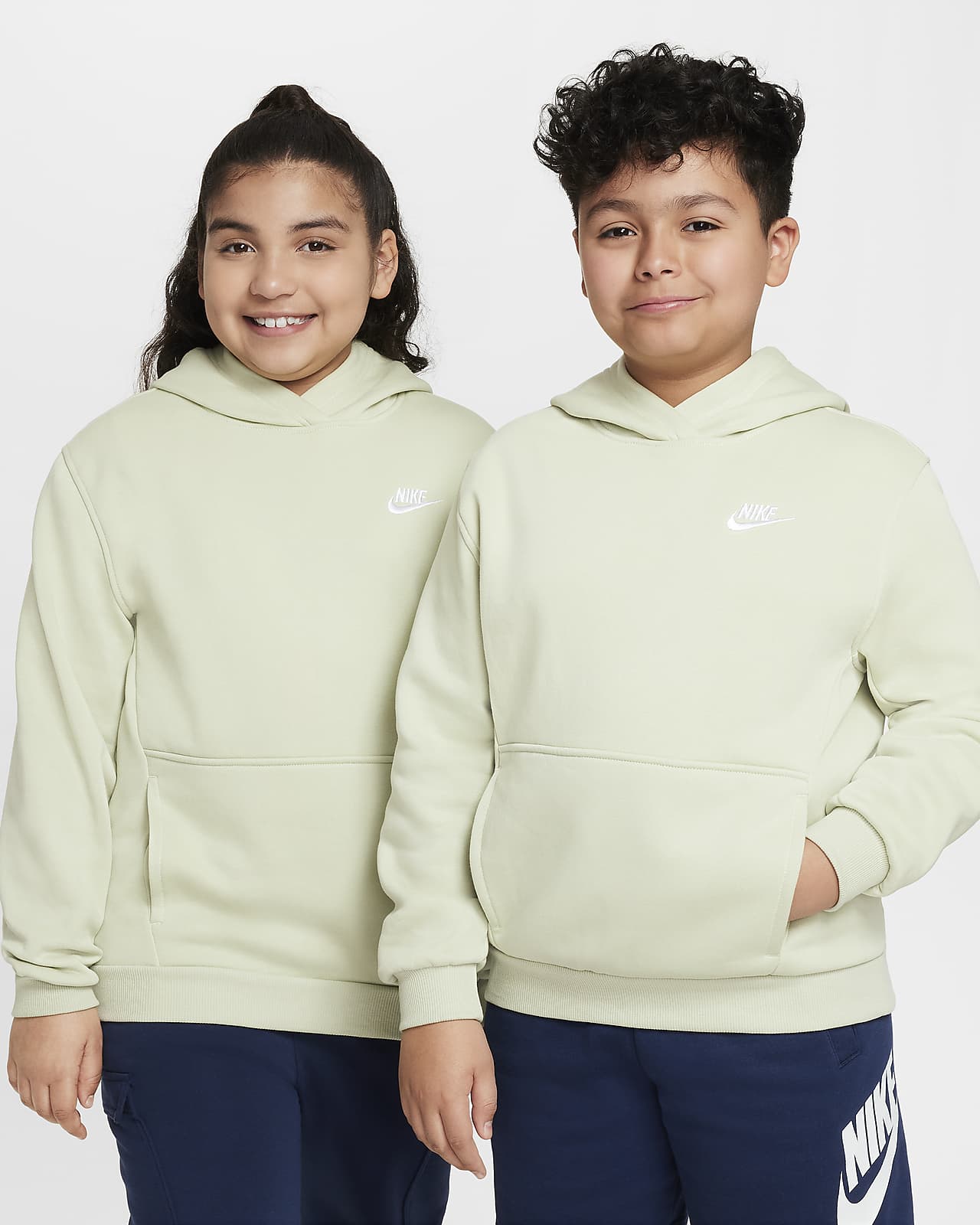 Nike Sportswear Club Fleece Big Kids' Pullover Hoodie (Extended Size)