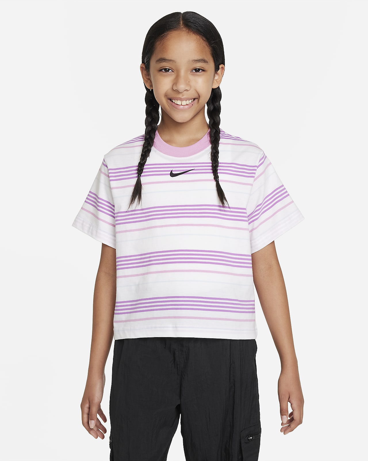 Playera de corte cuadrado para niña talla grande Nike Sportswear Essentials+