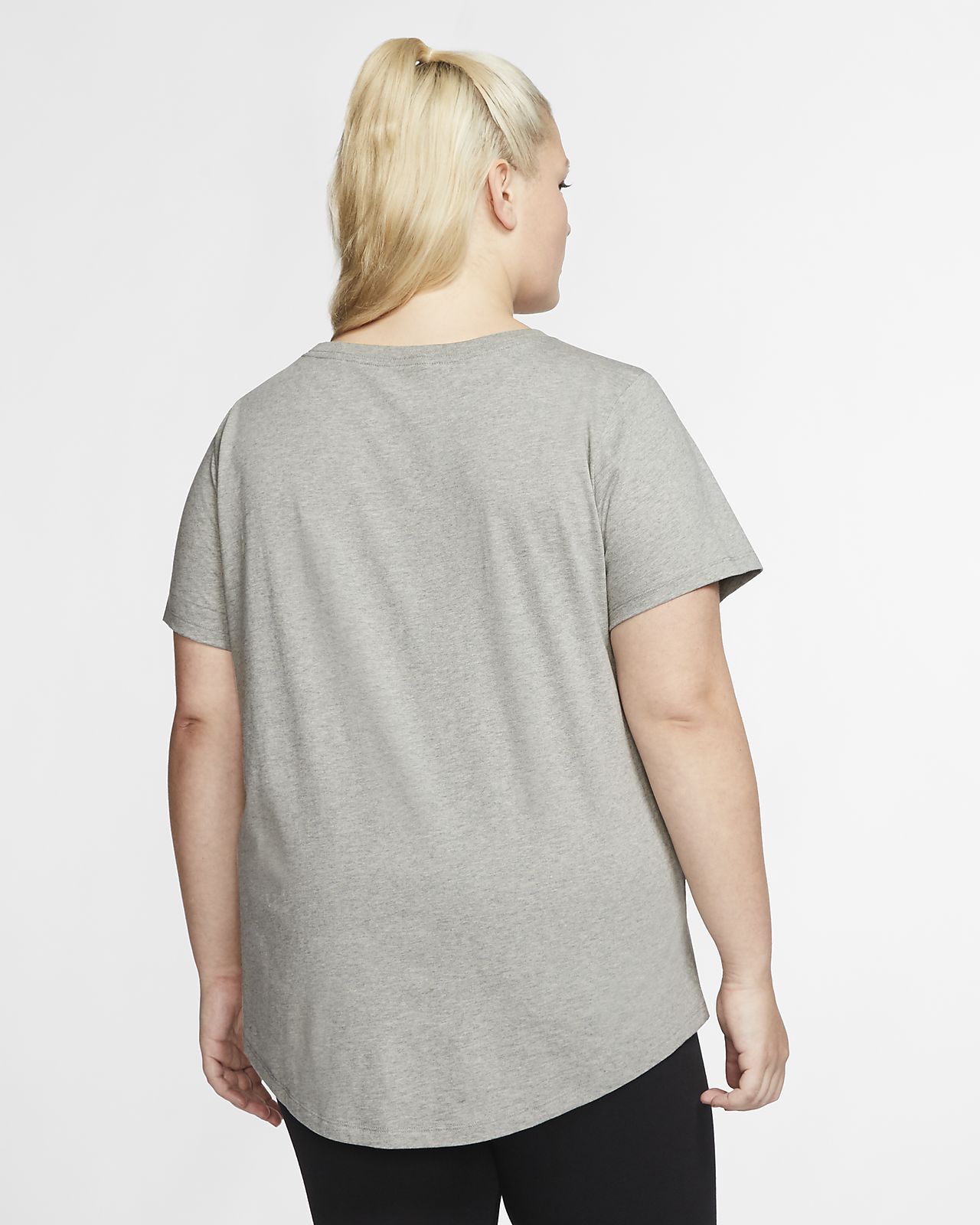nike women's plus size tops