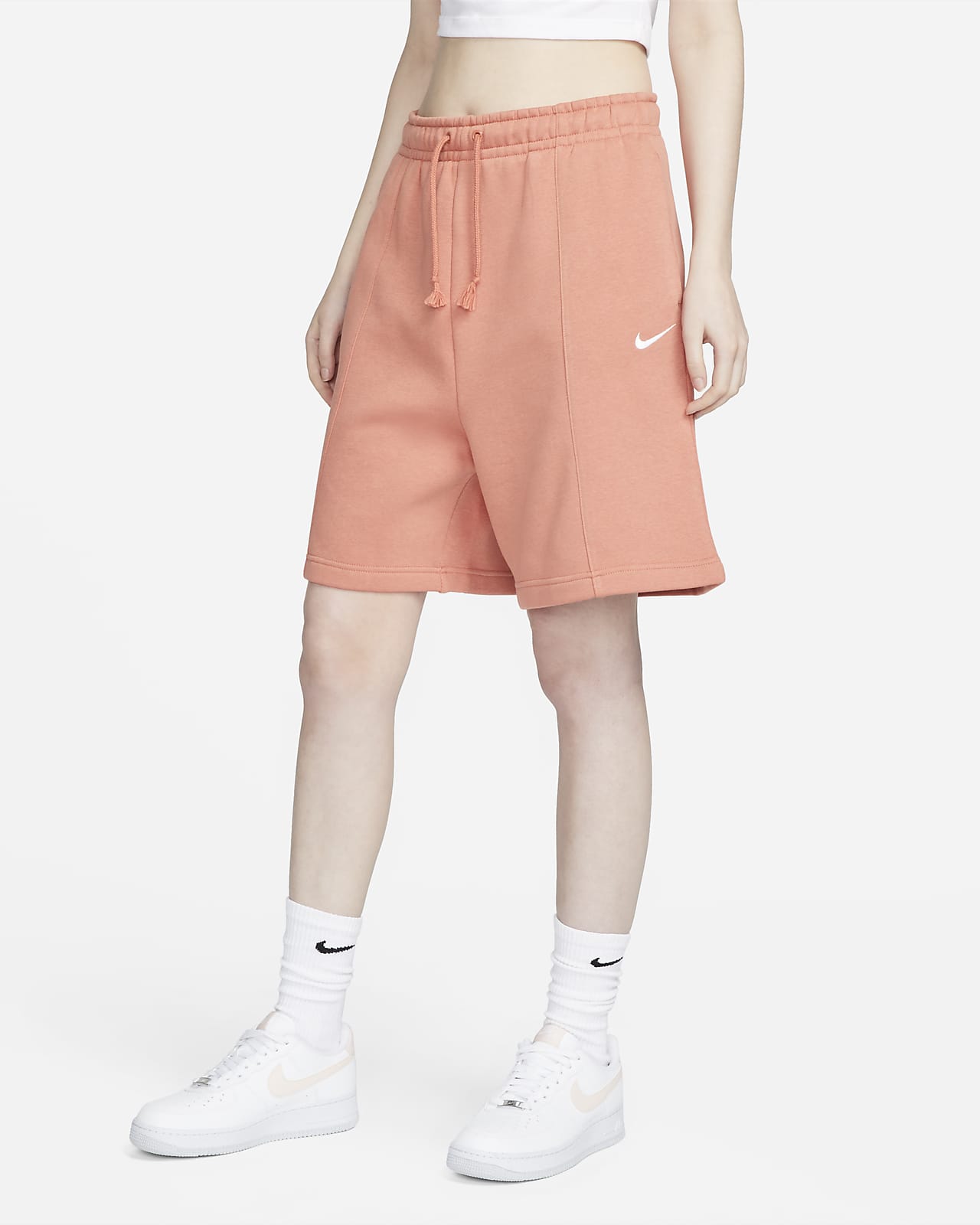 Nike Sportswear Essential Fleece-Shorts mit hohem Bund für Damen